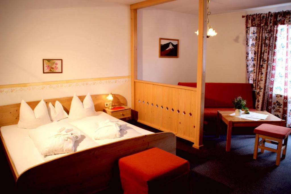 Hotel Pfleger Anras Номер фото